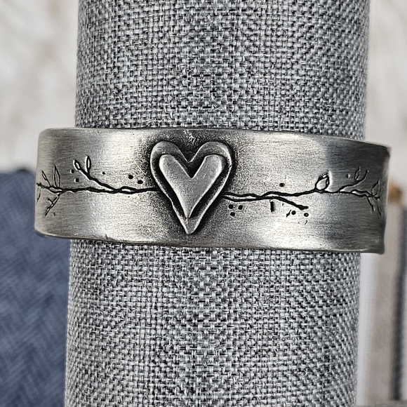 LISA LEONARD Designs Let Love Grow Pewter Cuff Bracelet - Picture 3 of 12